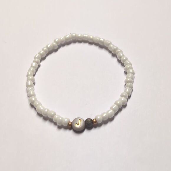 115 White Gold Lava Rock and Gold J Beaded Stretch Bracelet - Picture 1 of 5